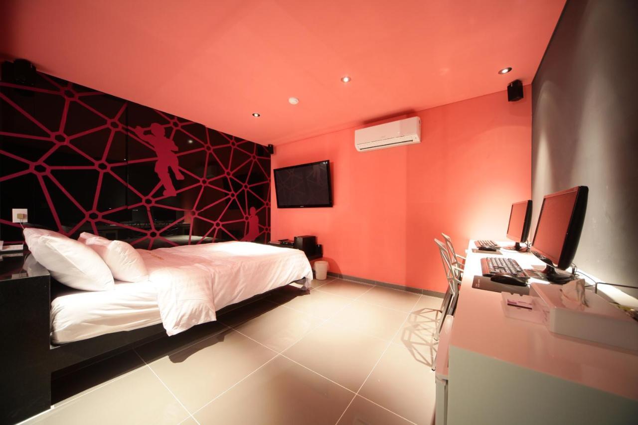 Hotel Pop Jongno Сеул Экстерьер фото
