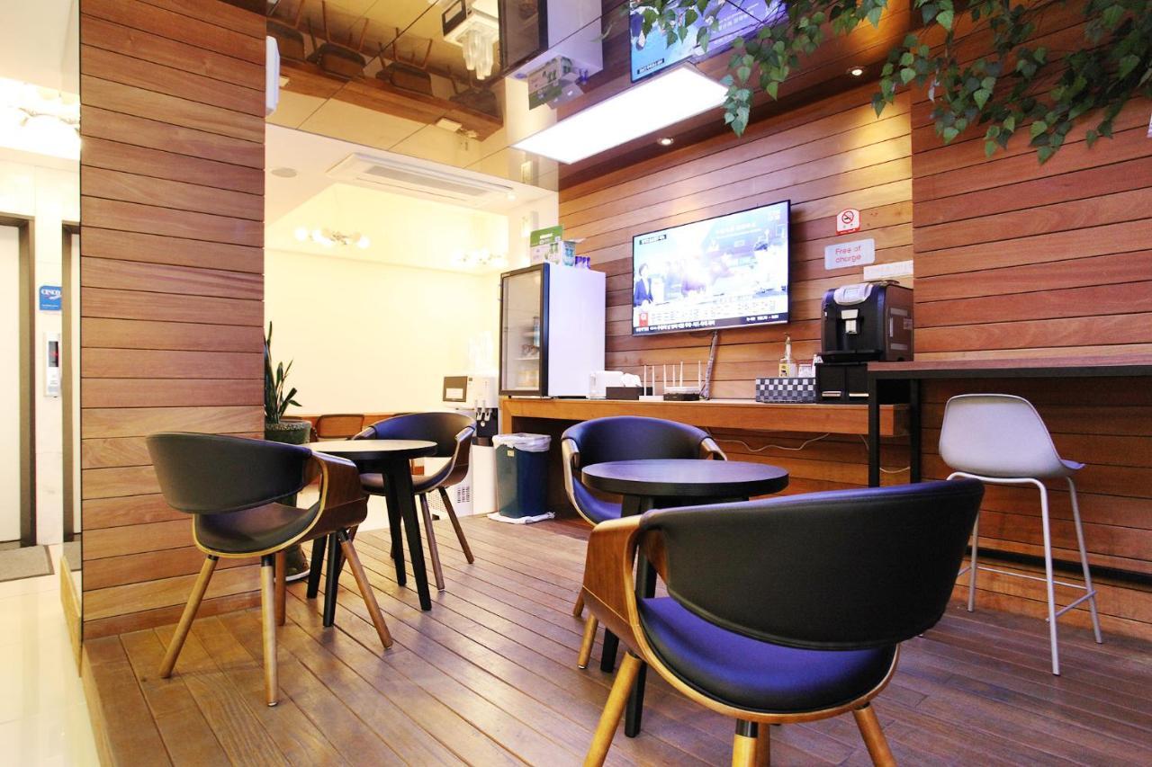 Hotel Pop Jongno Сеул Экстерьер фото